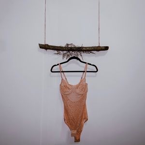 Laced / Lingerie like bodysuit